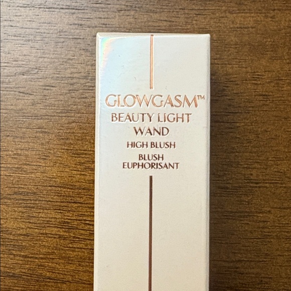 NWT Charlotte Tilbury's Beauty Highlighter Wand - Picture 6 of 8
